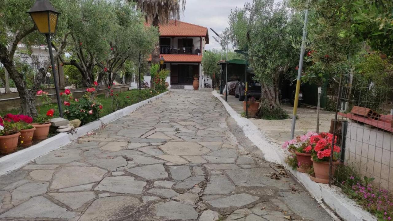 Keti'S Apartments Неа-Муданья Экстерьер фото