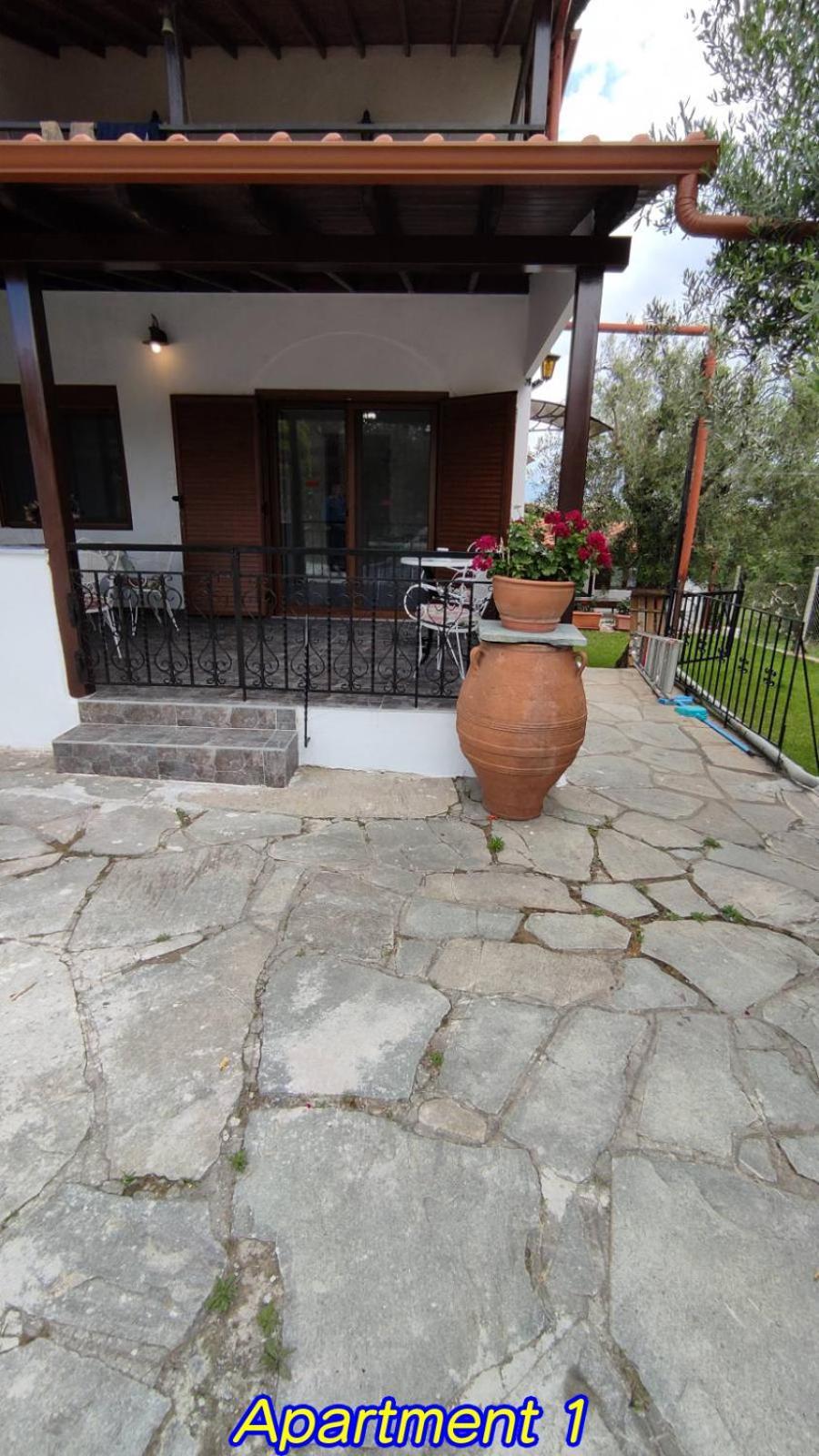 Keti'S Apartments Неа-Муданья Экстерьер фото